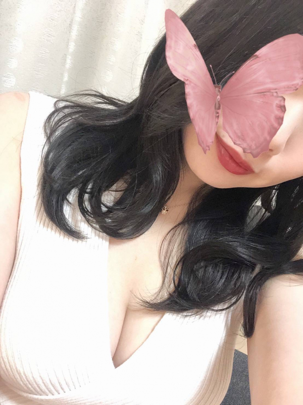 白峯　莉子