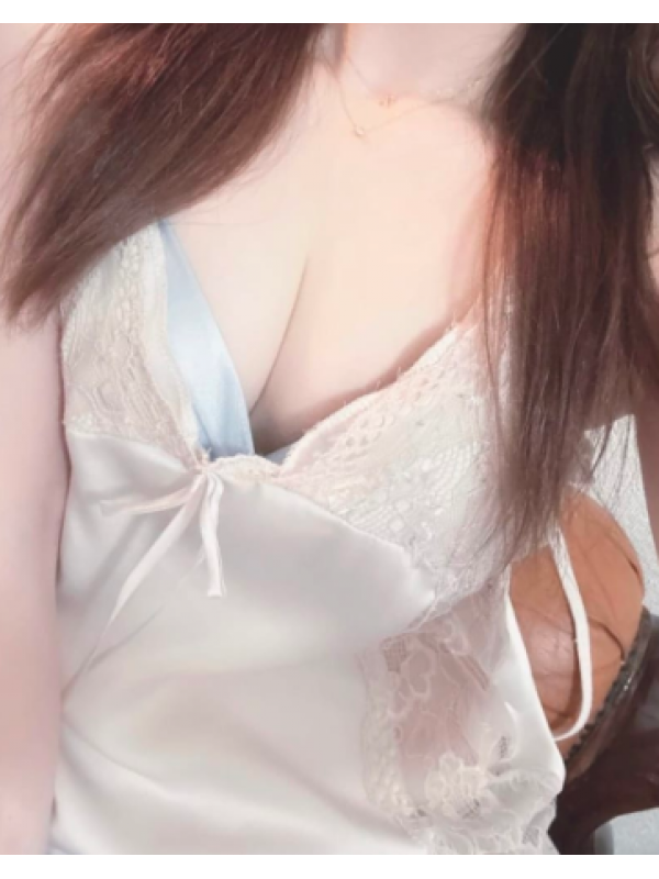 中条あやめ