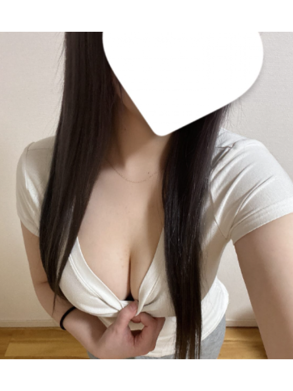 北川ななみ