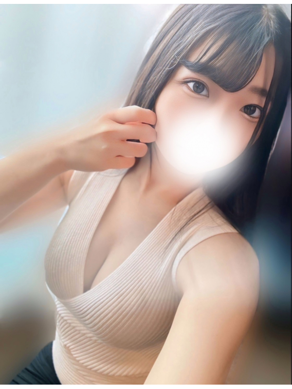 白石ゆりあ