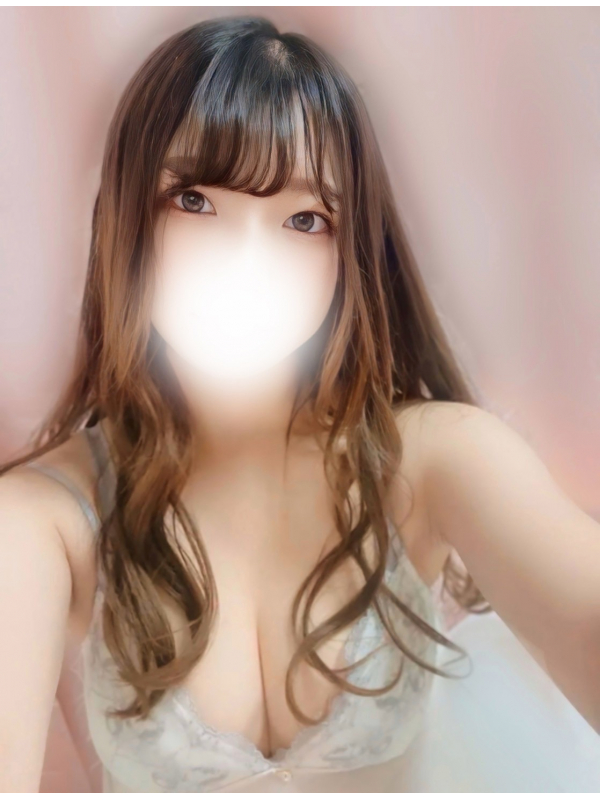 白石ゆりあ