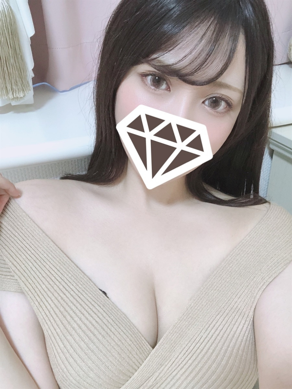 日向 なぎ
