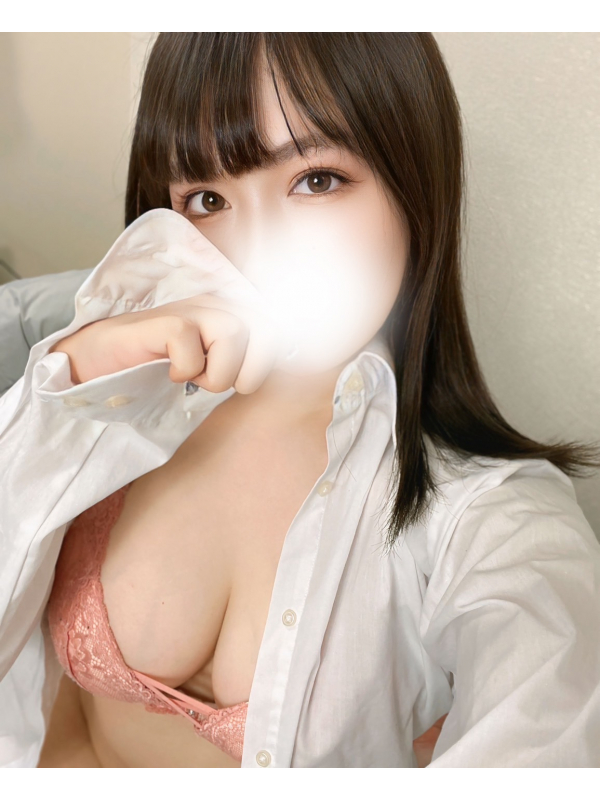 成田　ろあ
