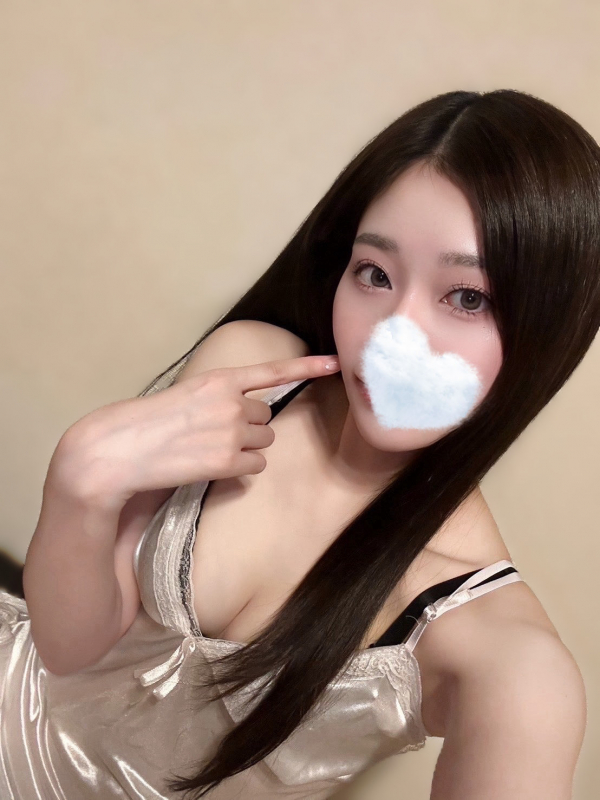 新家 しほ