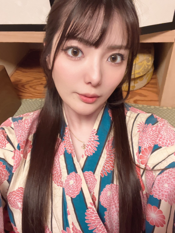 一色　みやび