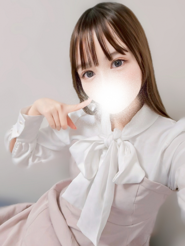 安達つぐみ