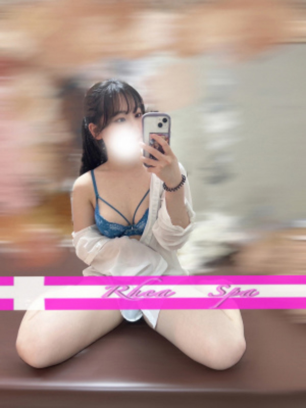 水瀬なぎ