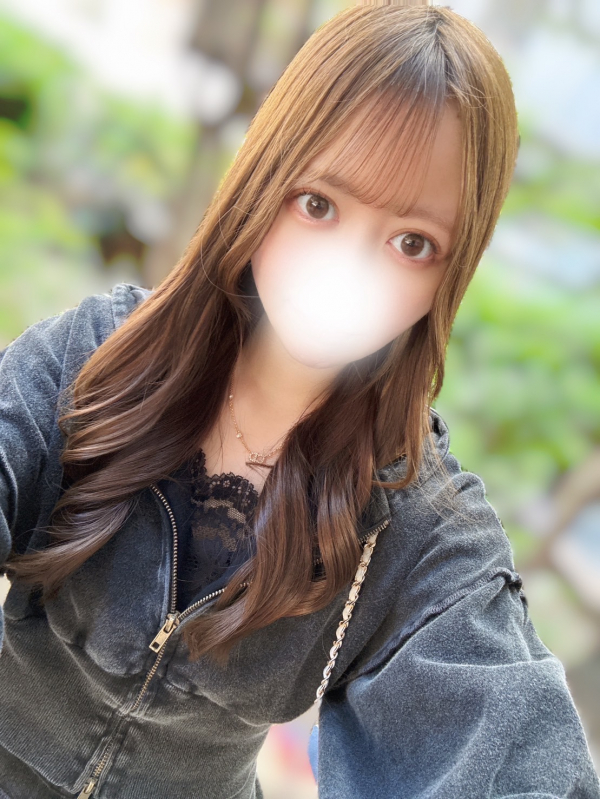 白井まひろ