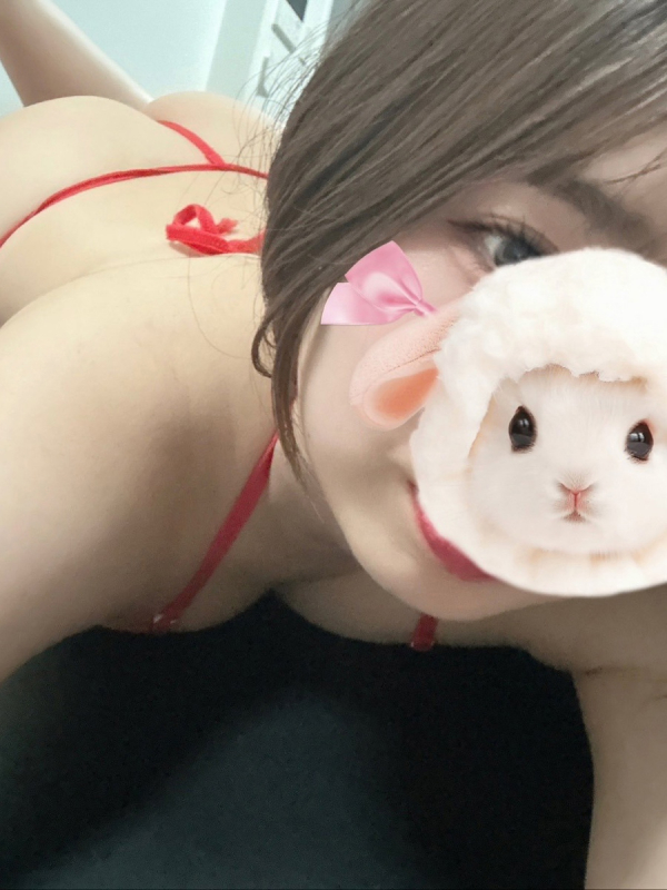 成瀬ひなた