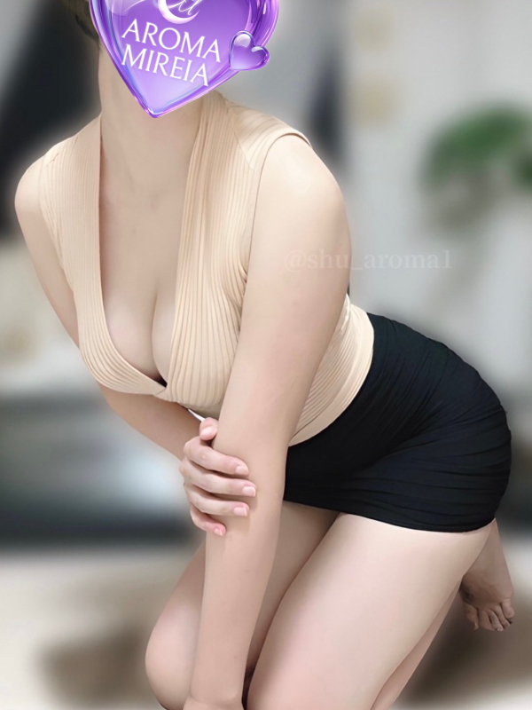 卯月しゅう