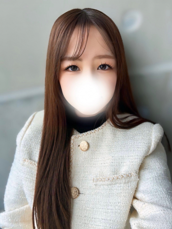 優木まりな