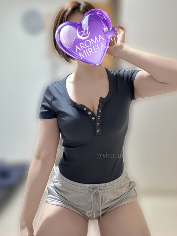 卯月しゅう