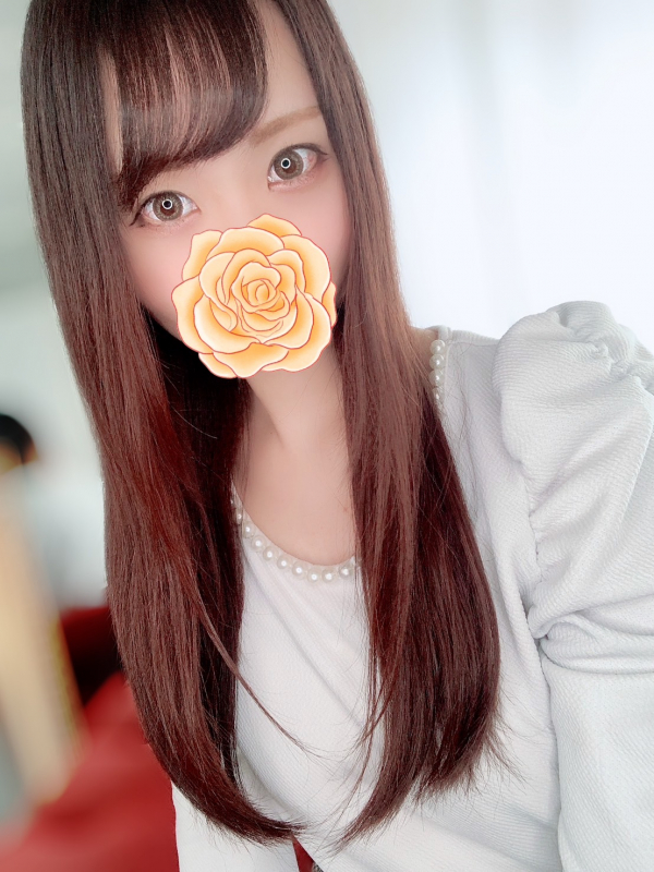 あいな