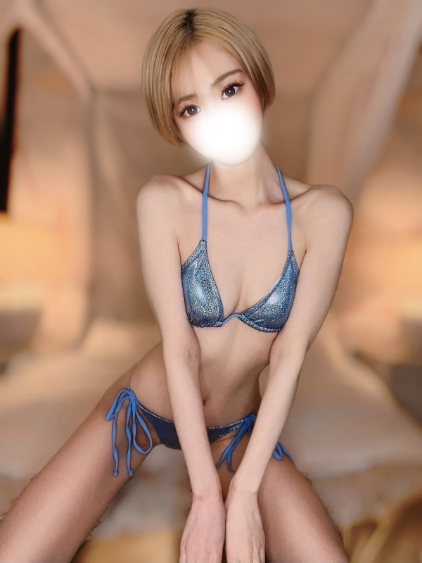米倉あゆ