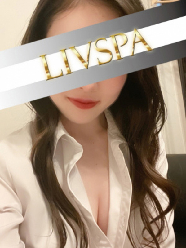 栗山あみ