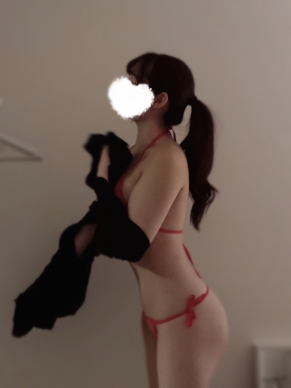 つき