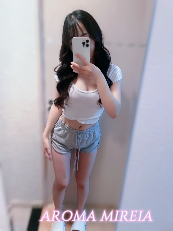 櫻井らら