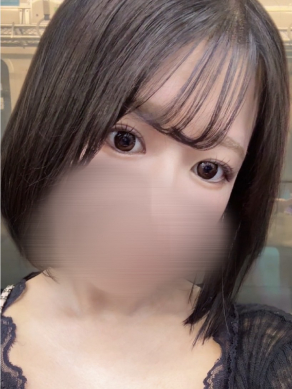 愛内　ゆゆ
