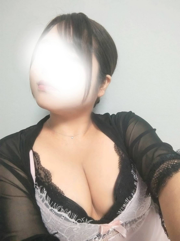 松倉めぐ