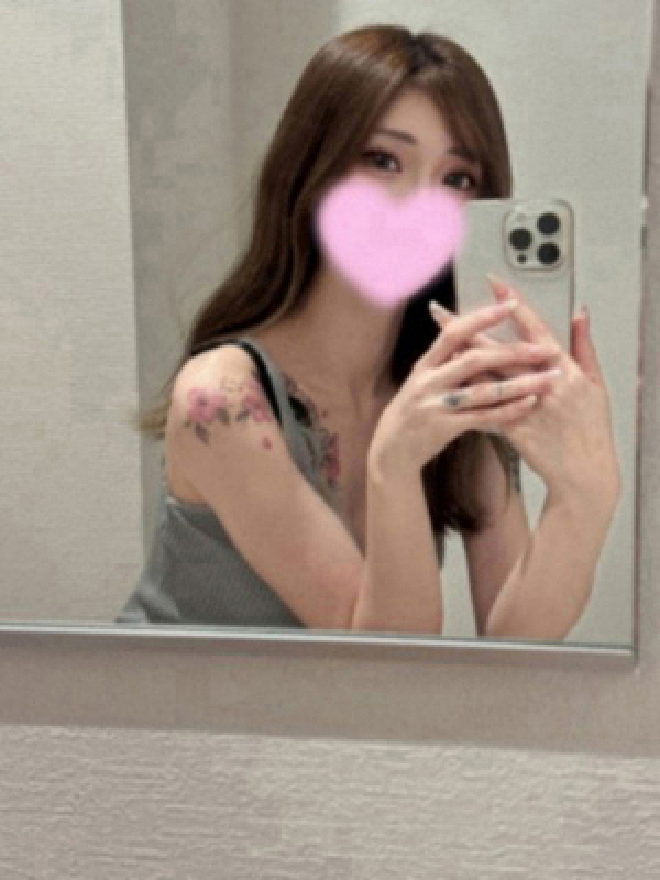 七海まひろ