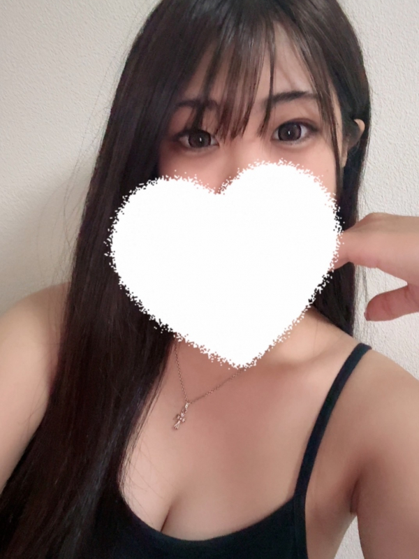 片岡　なぎ