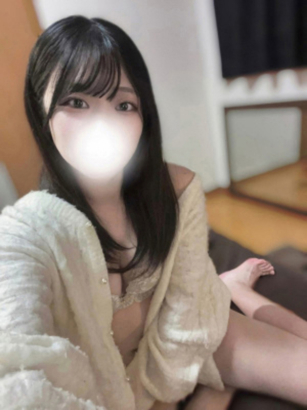 美波さな