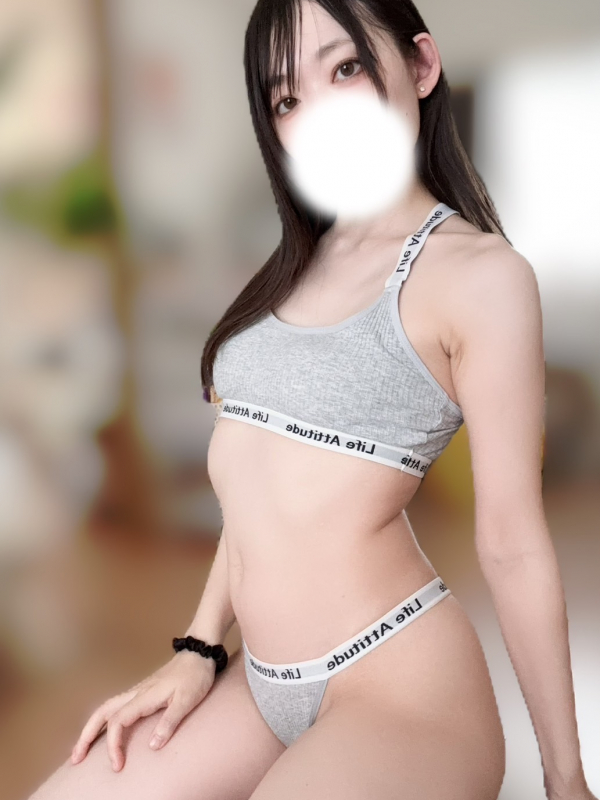 望月　めぐ