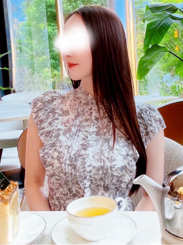 妃ゆりな