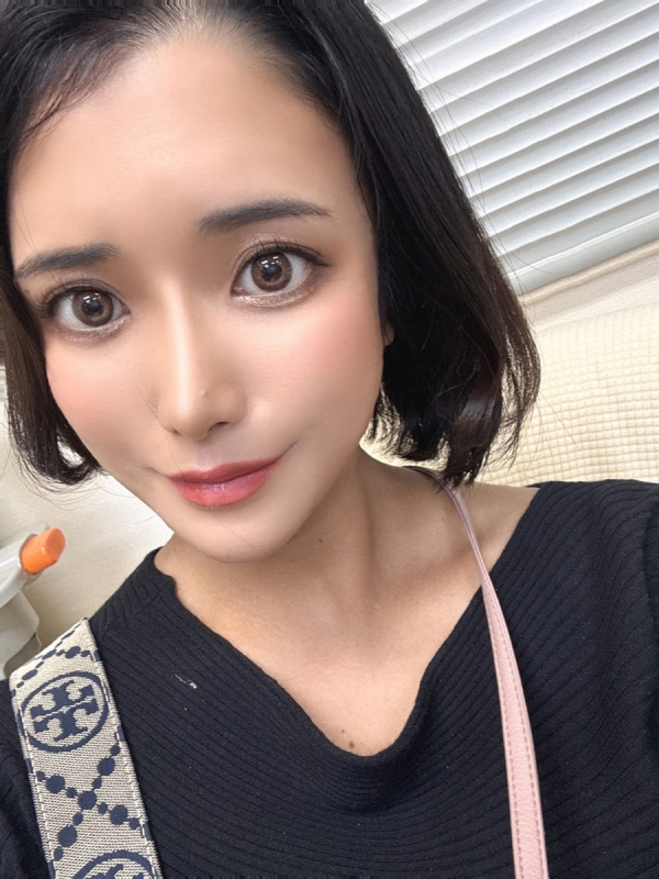 白鳥あき