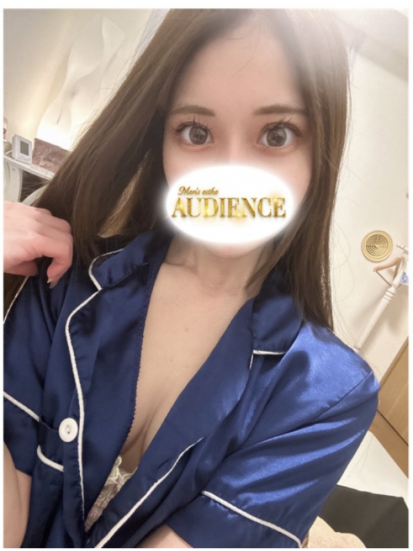 安田　こころ