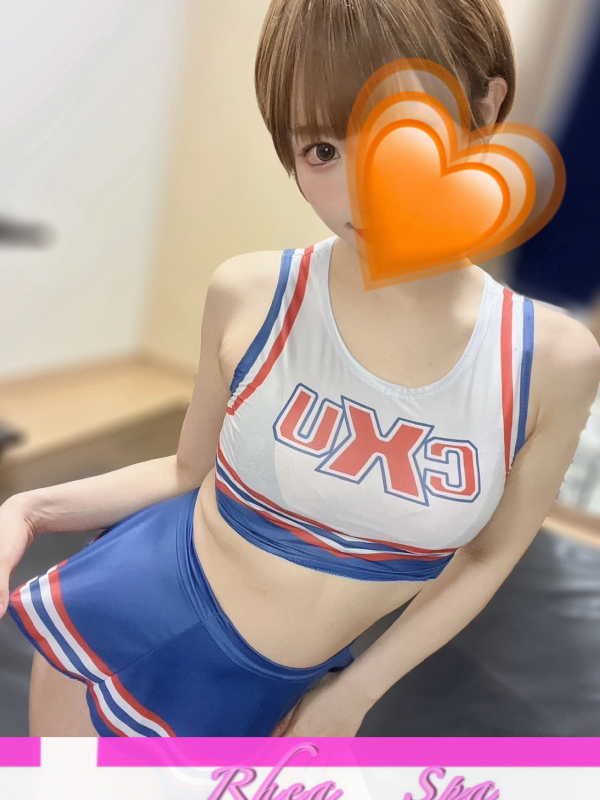 緋色ゆい