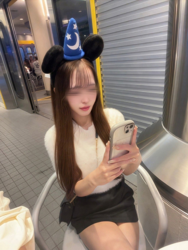 つき