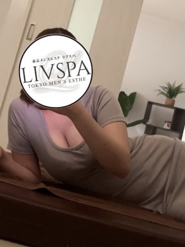 《新人》一ノ瀬あいり