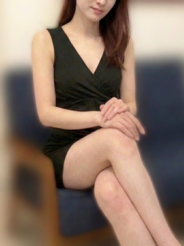 芹沢(せりざわ)