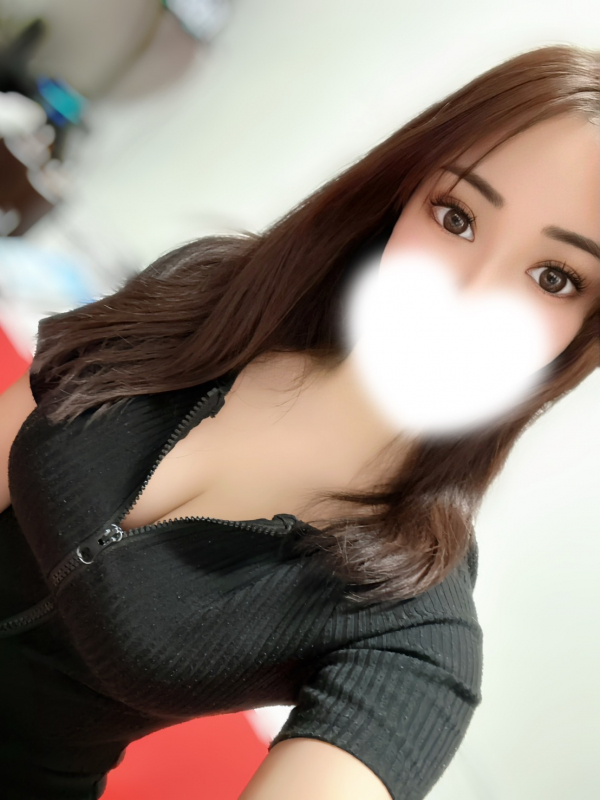 えみり