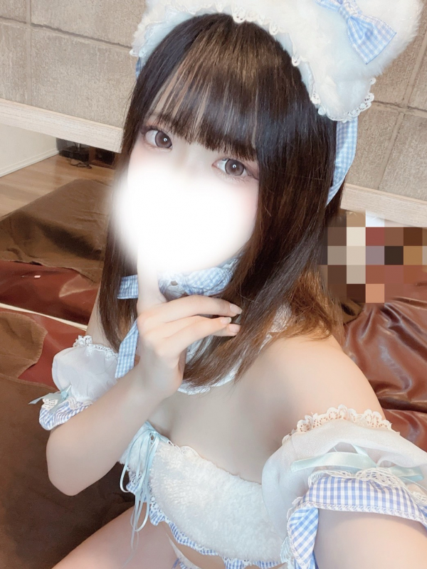 鶴巻　せな