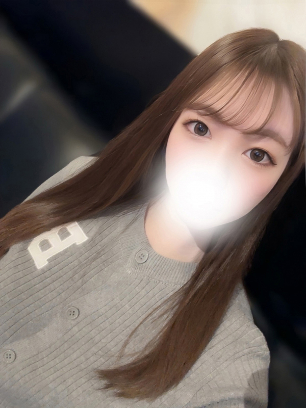 ゆりな