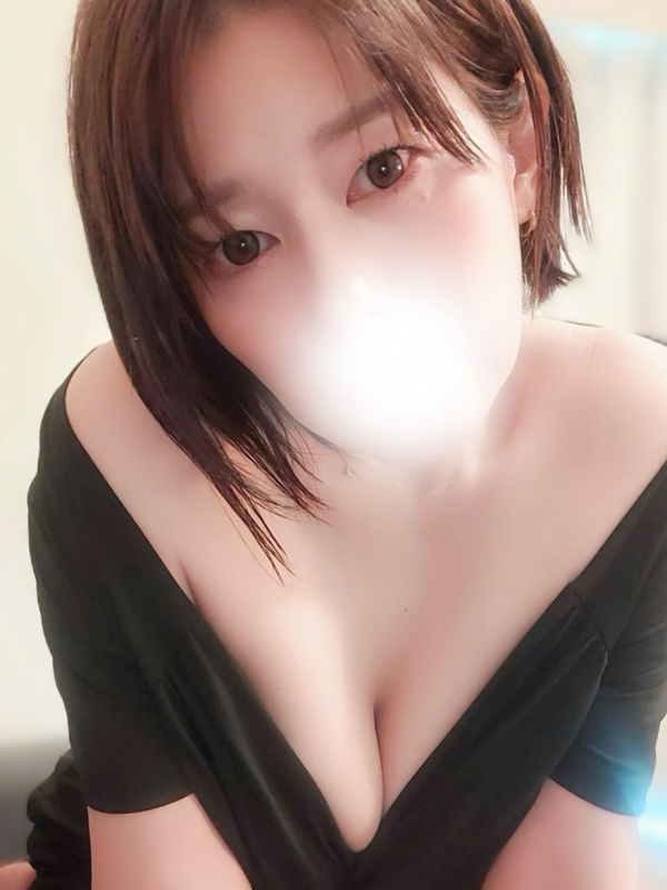 美月いろは