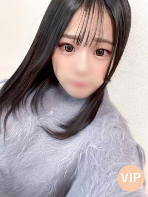 ヒトミ
