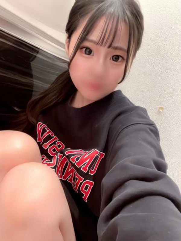 ヒトミ