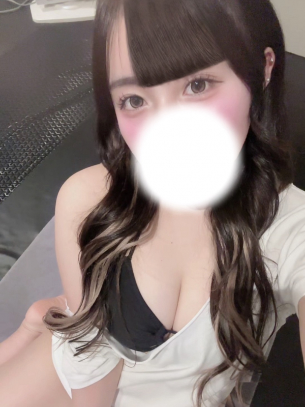 一井　かれん