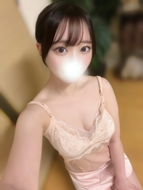 安達ゆな