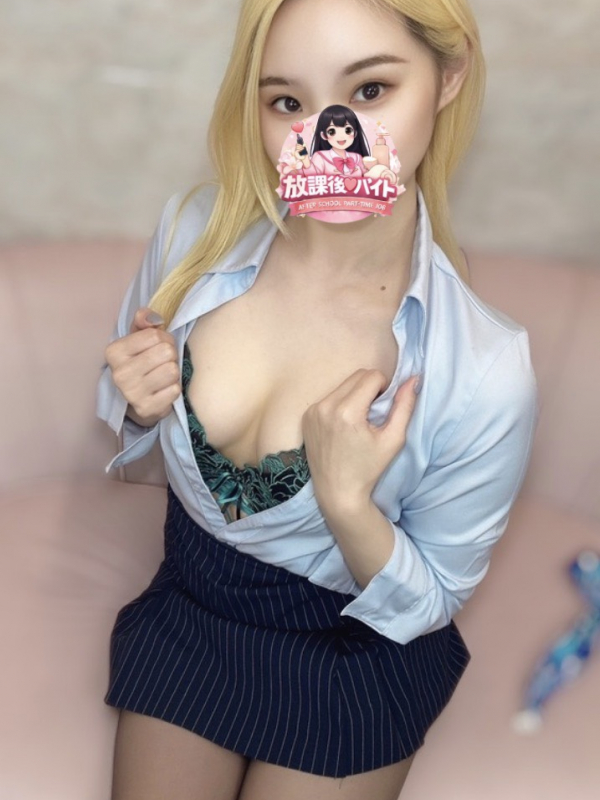 上野まな
