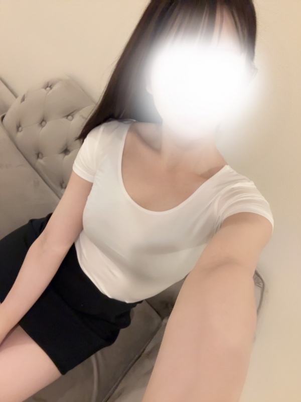 川合いよな