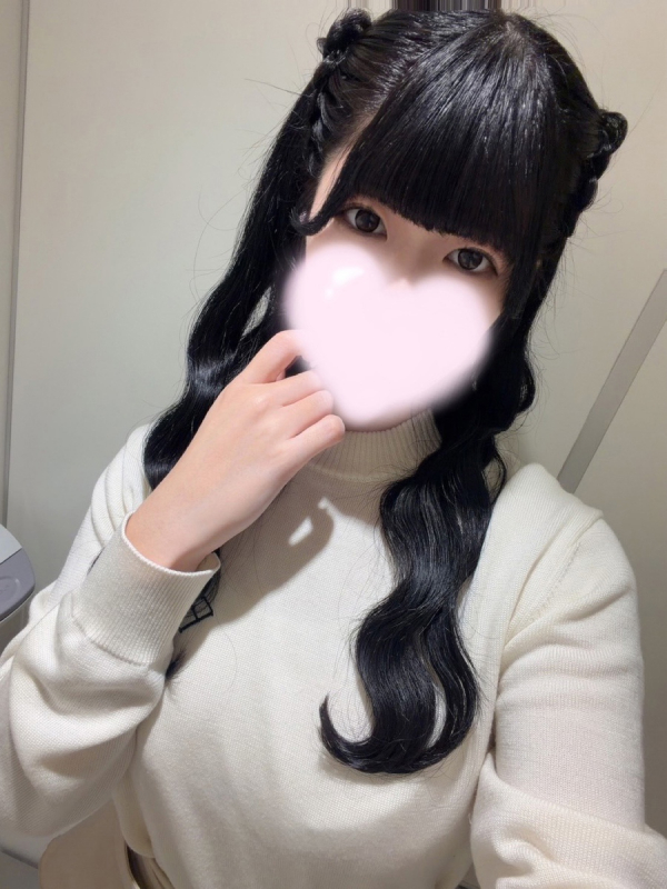 小山くるみ