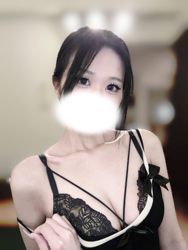 櫻井なゆ