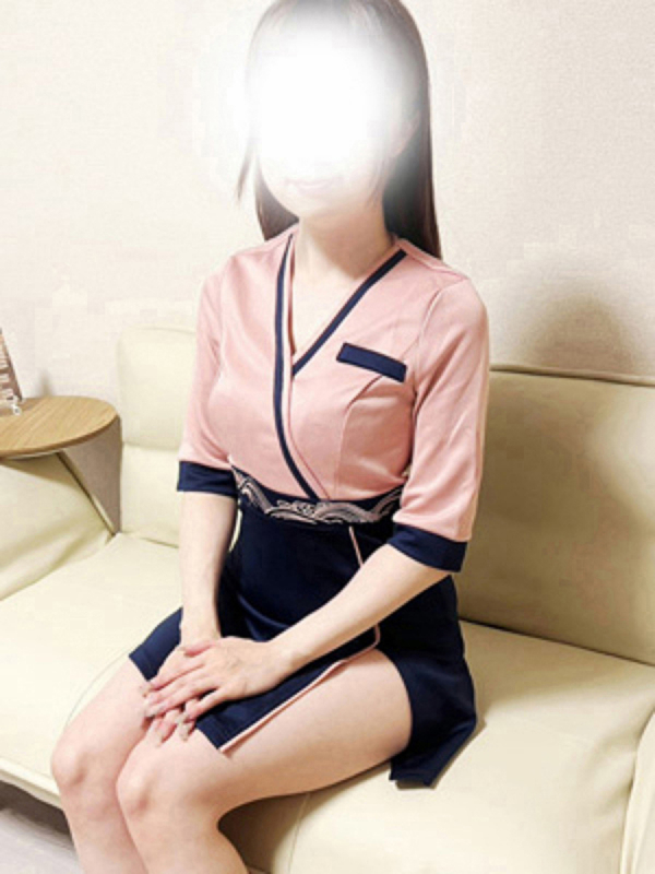 西村まりな