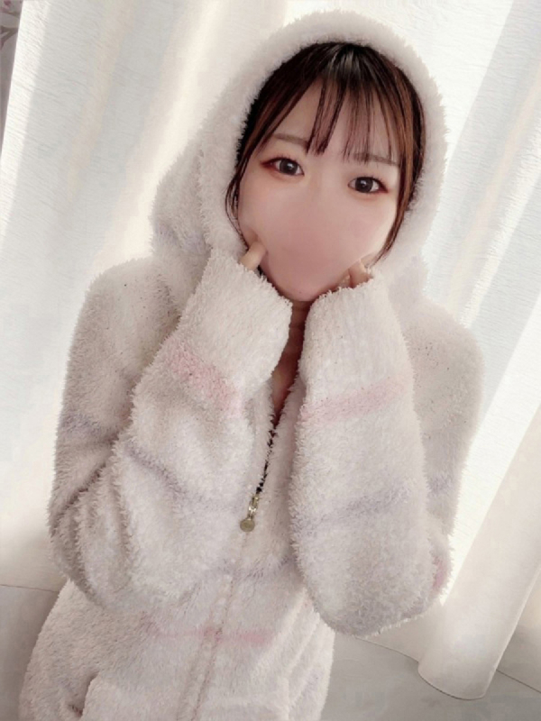愛瀬みゆ