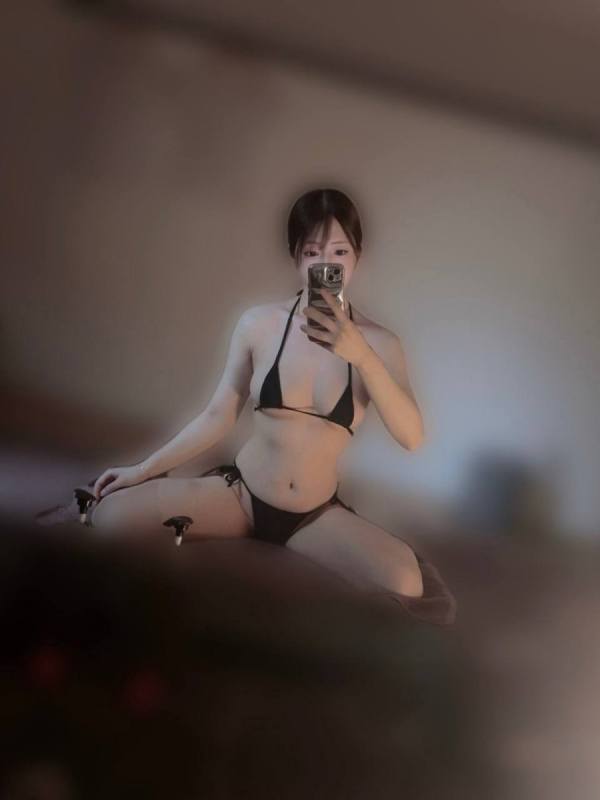 弘中あんず