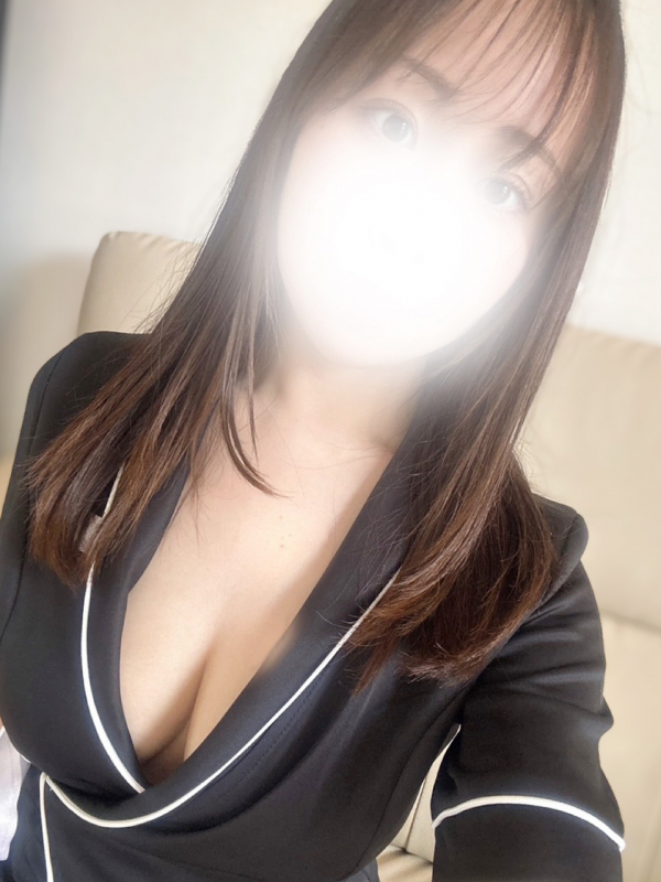 根本　ねい